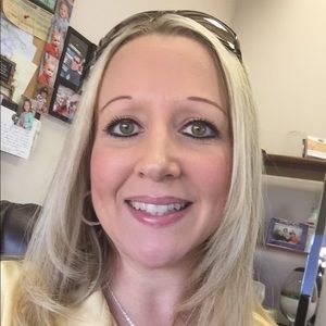 Meet your Posher, Karen